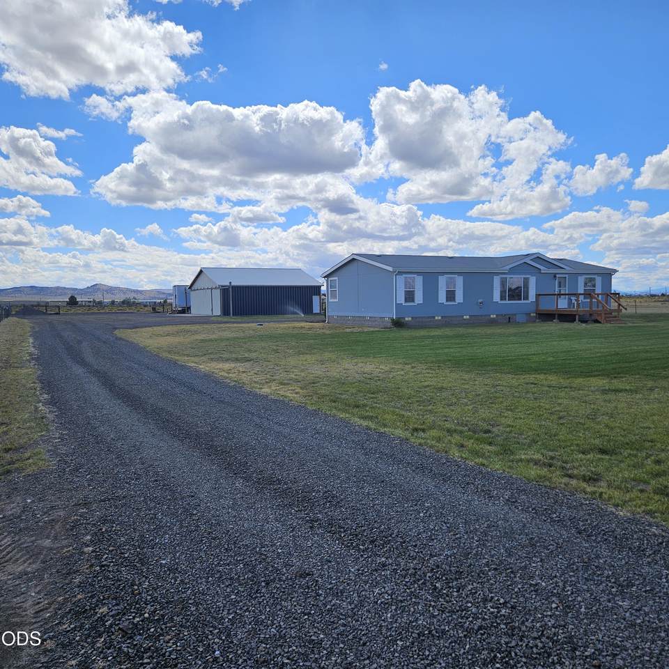 87800 Christmas Valley Highway - Photo 1