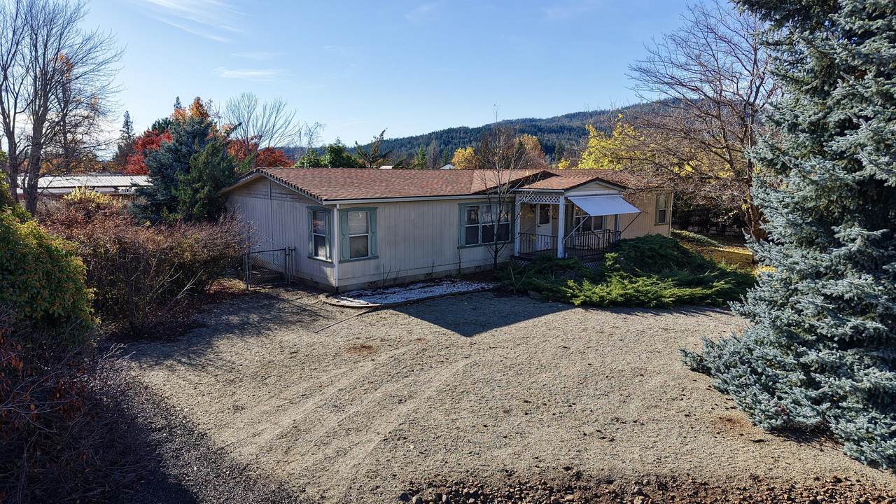 501 Buckhorn Lane - Photo 1