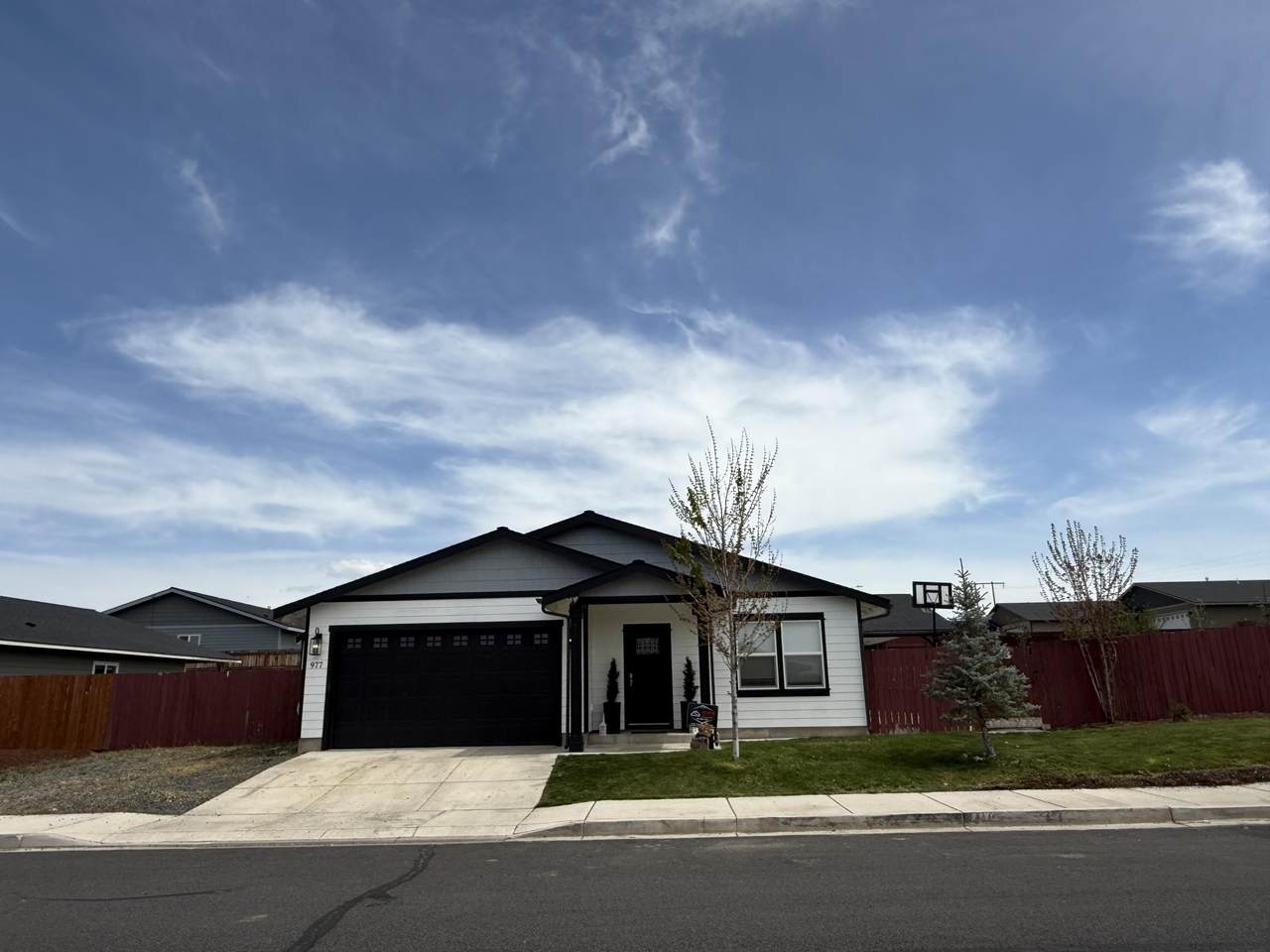 977 Strawberry Lane - Photo 1