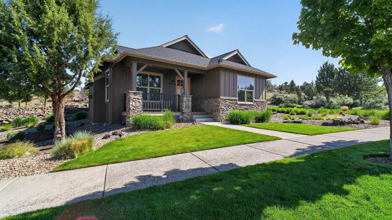1202 Yarrow Avenue - Photo 1