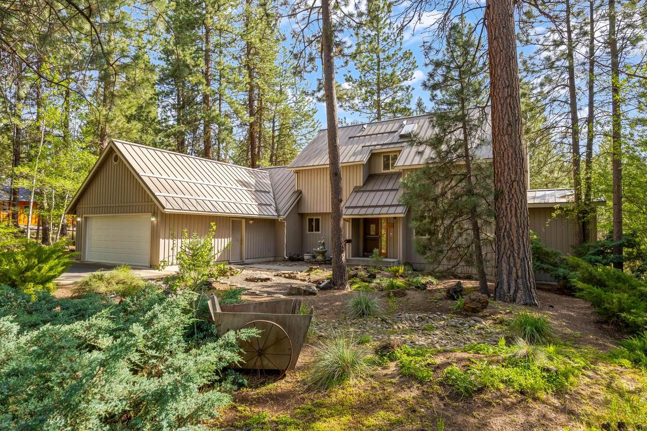 53531 Kokanee Way - Photo 1