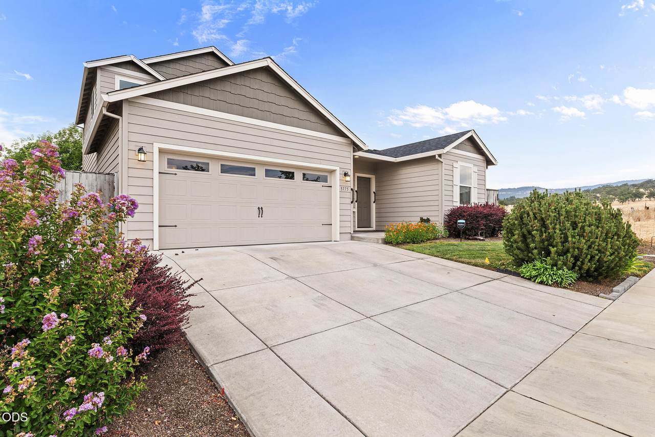 3775 Sidney Way - Photo 1