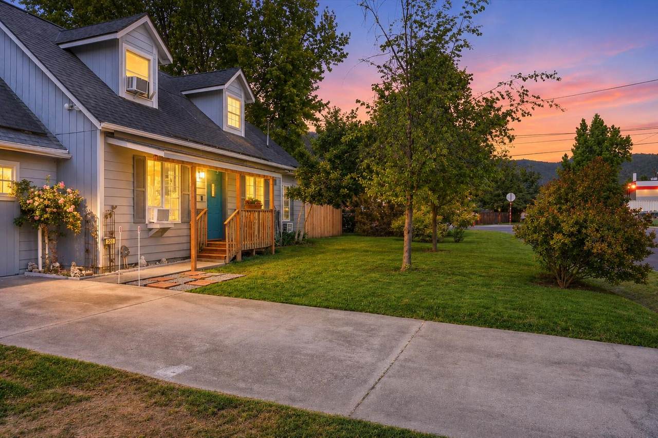 201 Dimmick Street - Photo 1
