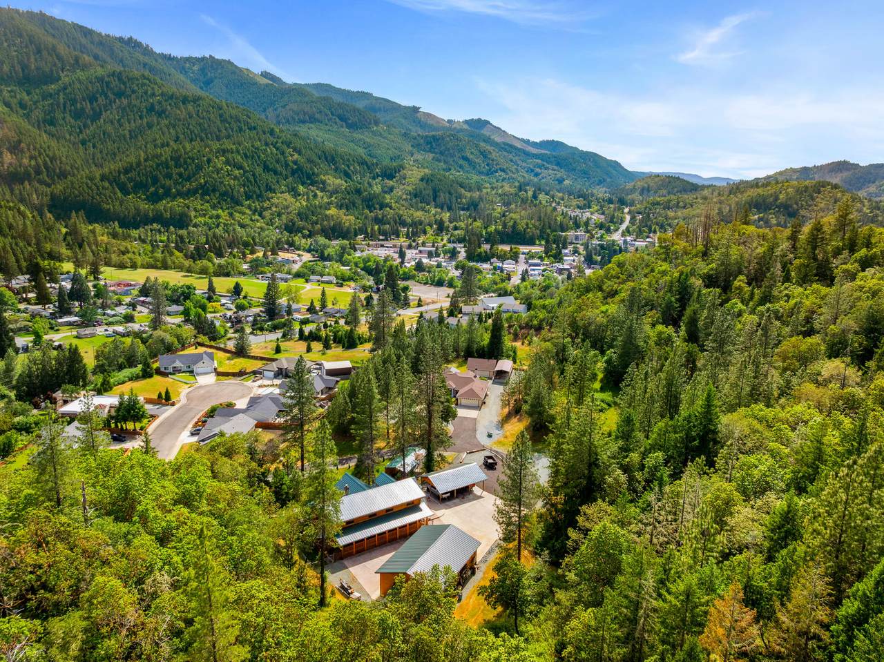 https://bt-photos.global.ssl.fastly.net/coar/1280_boomver_2_220221866-2.jpg