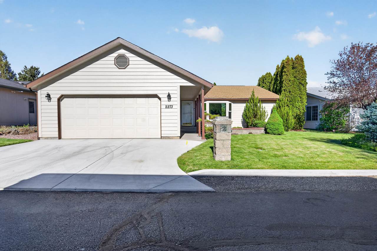 2273 Wintergreen Drive - Photo 1