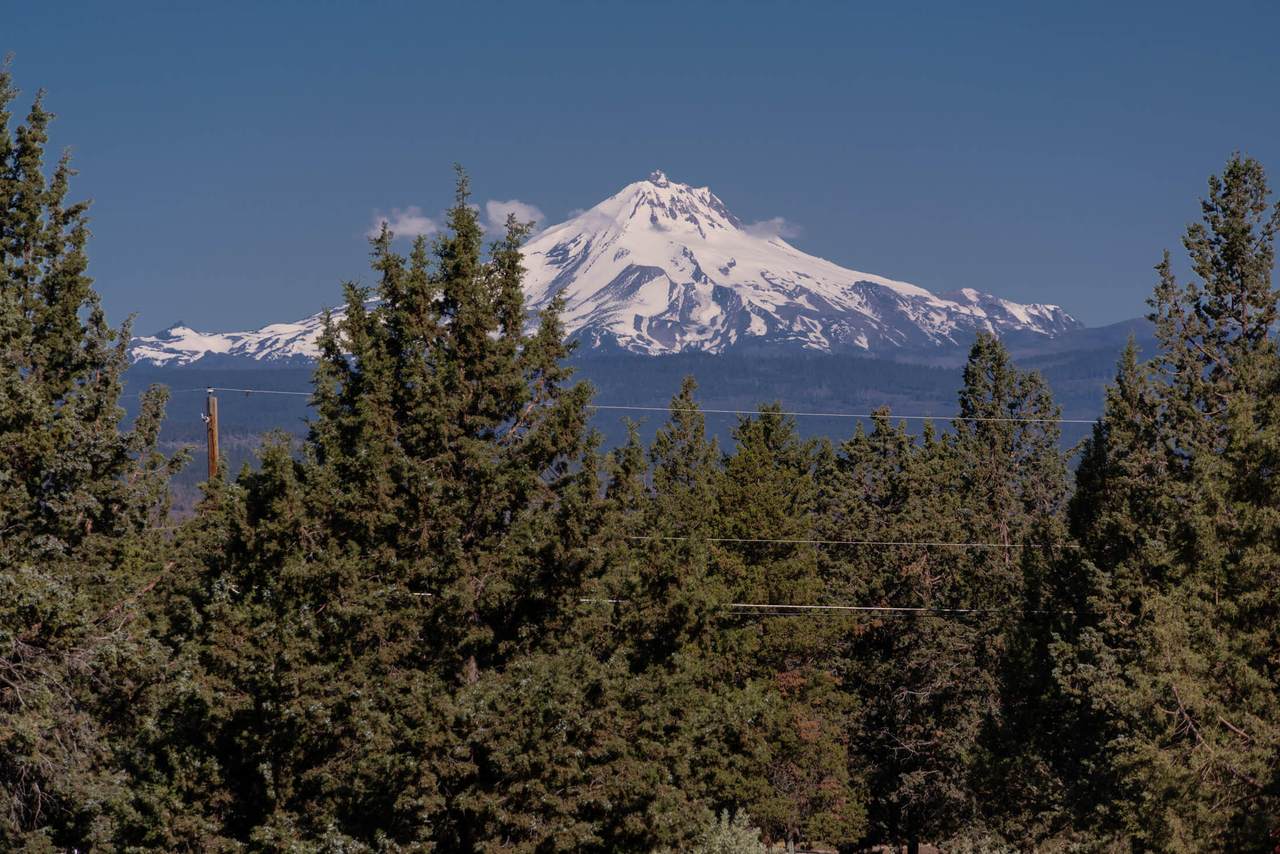 https://bt-photos.global.ssl.fastly.net/coar/1280_boomver_2_220222054-2.jpg