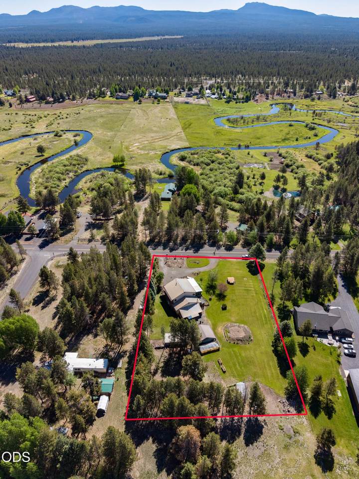 https://bt-photos.global.ssl.fastly.net/coar/1280_boomver_2_220222138-2.jpg