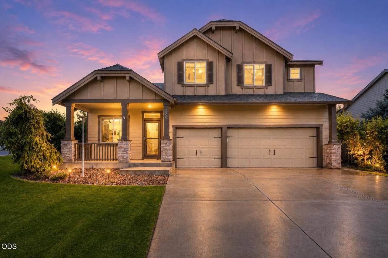 2800 49th Street - Photo 1