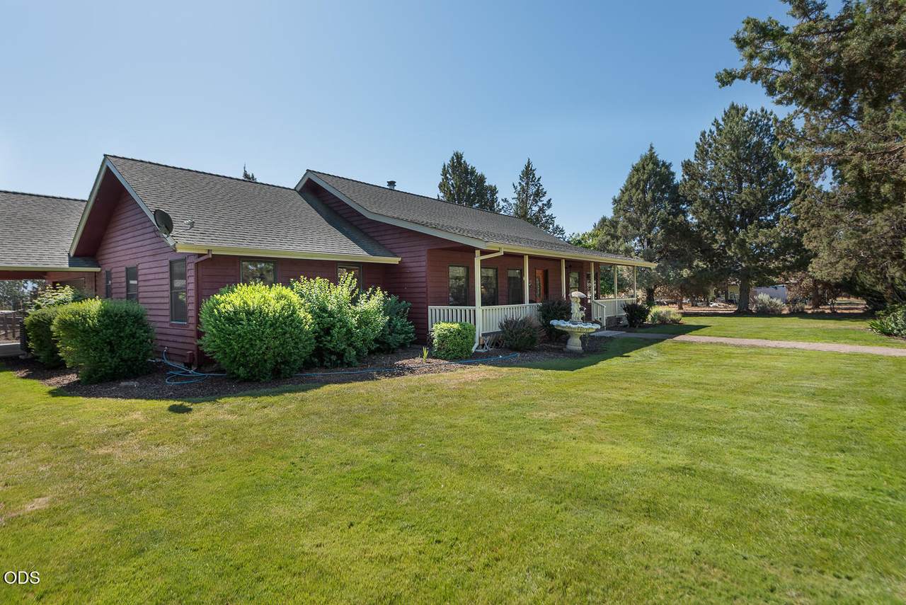 1455 Sunset Drive - Photo 1