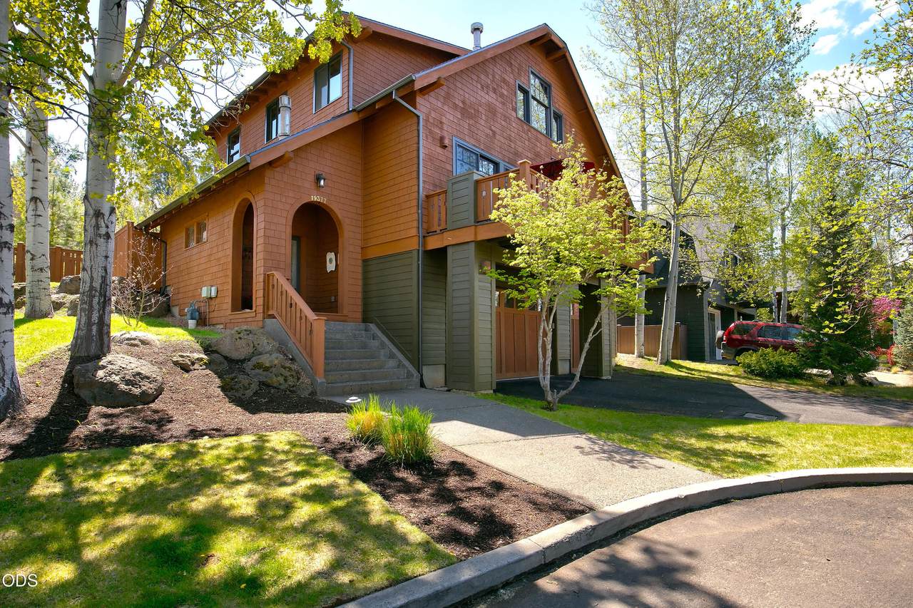19377 Brookside Way - Photo 1