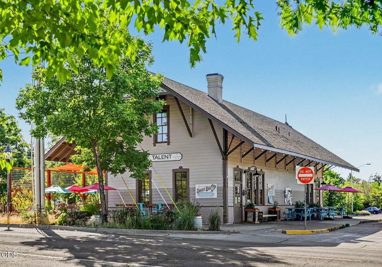 100 Main Street - Photo 1