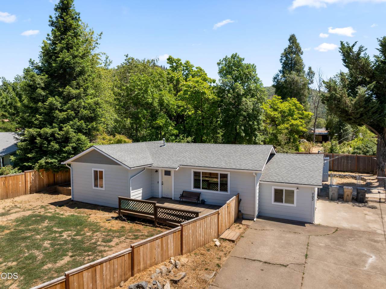 703 10th Street - Photo 1