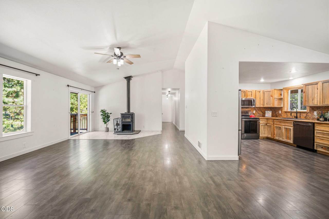 52917 Shady Lane - Photo 1