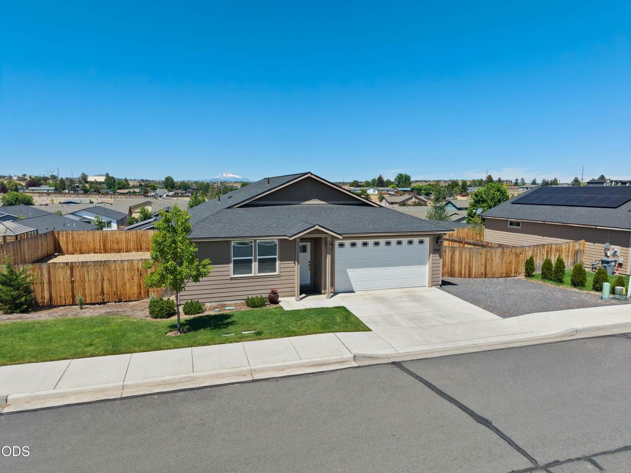 898 Strawberry Lane - Photo 1