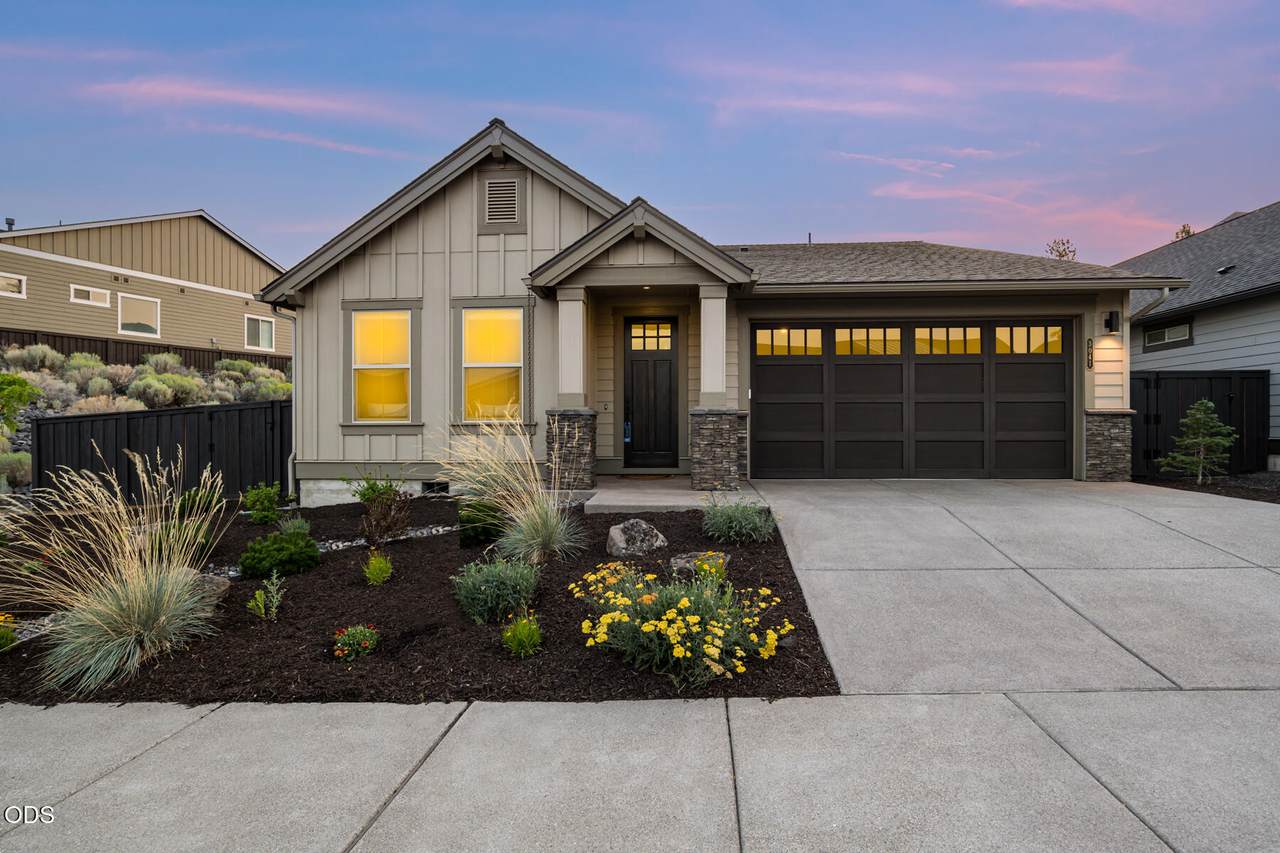 3041 Butte View Drive - Photo 1