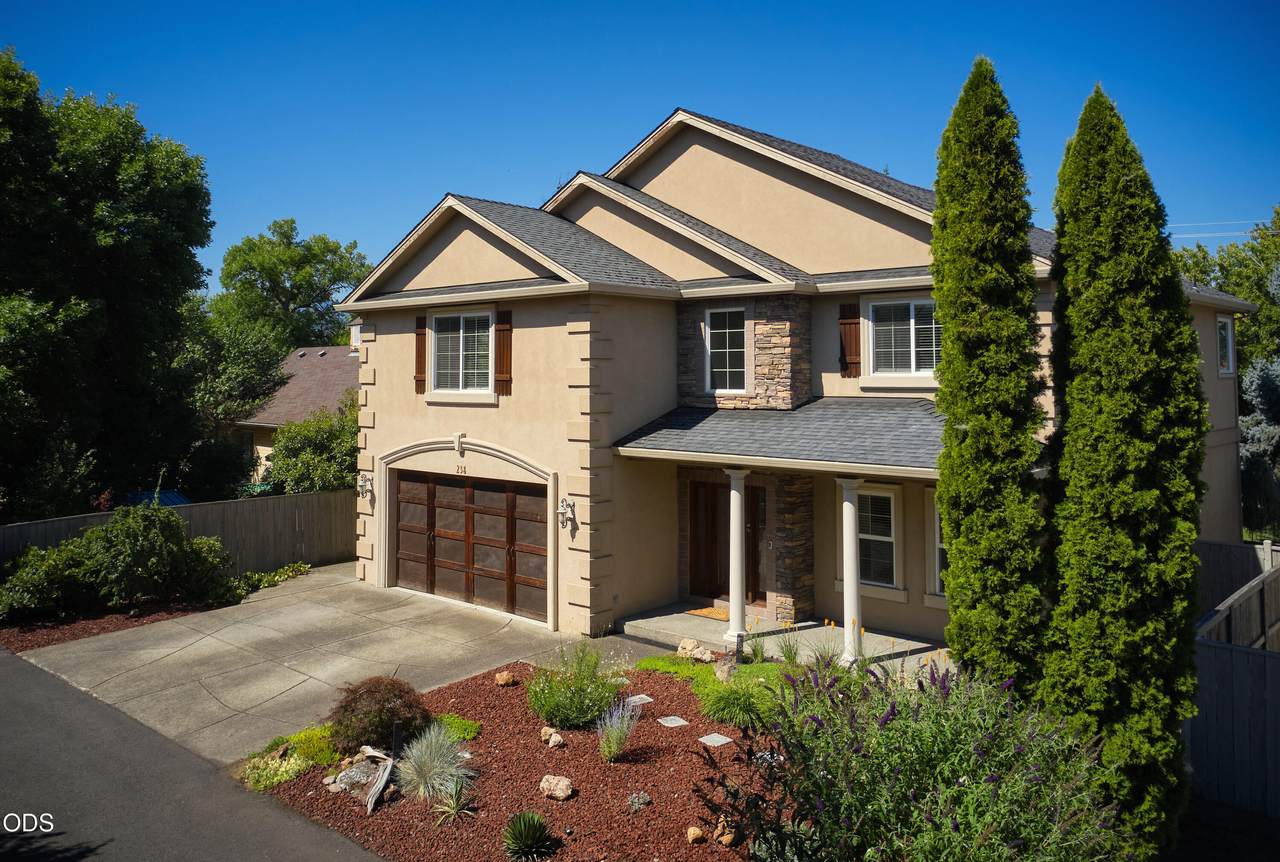 238 Fieldbrook Court - Photo 1