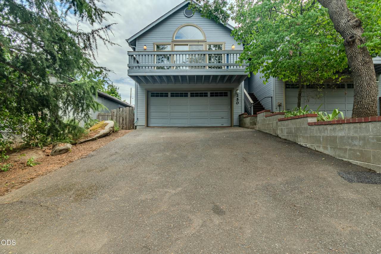 250 Sheridan Street - Photo 1