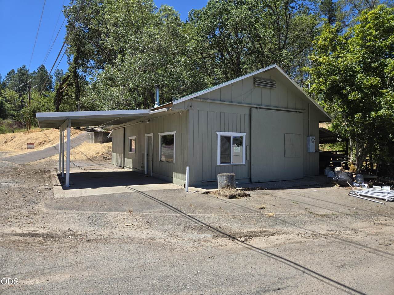 4618 Redwood Avenue - Photo 1