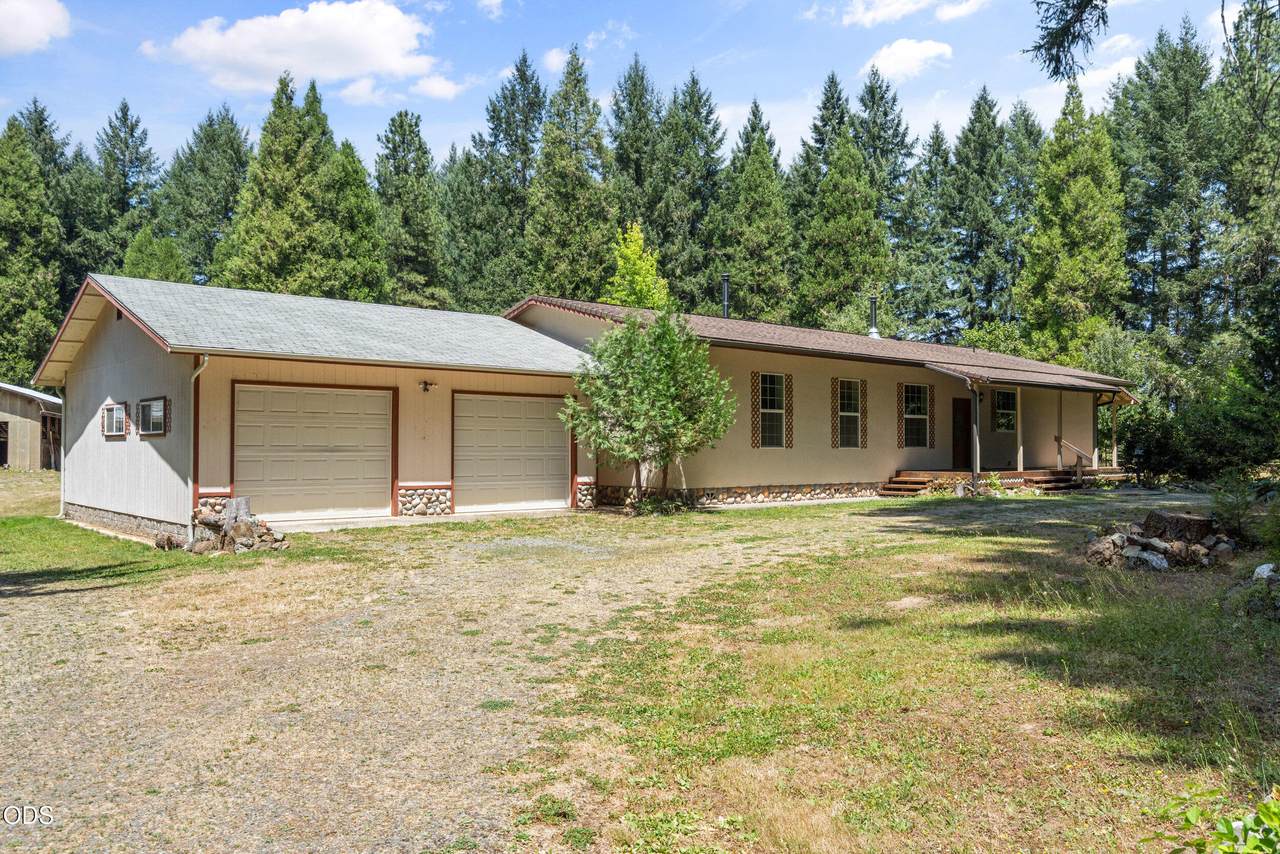 273 Fawn Lane - Photo 1