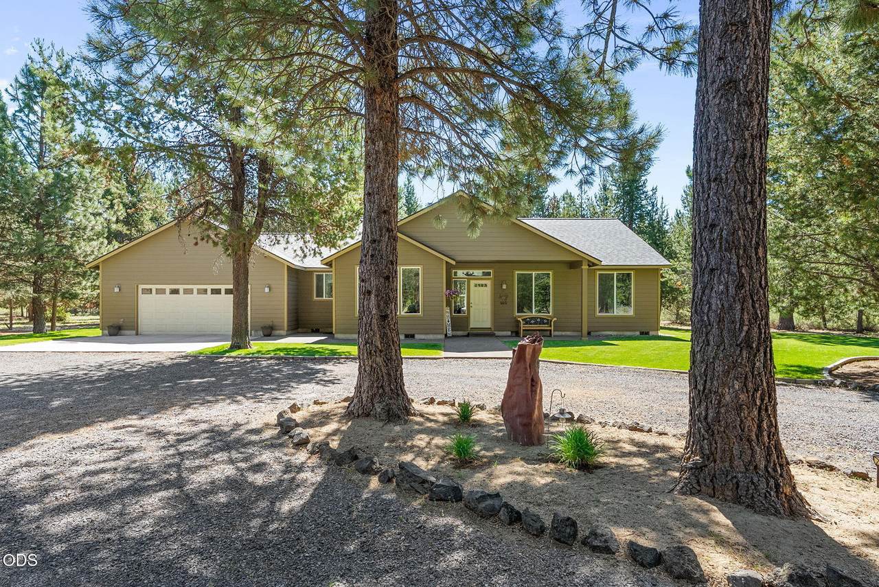 147853 Mabel Drive - Photo 1