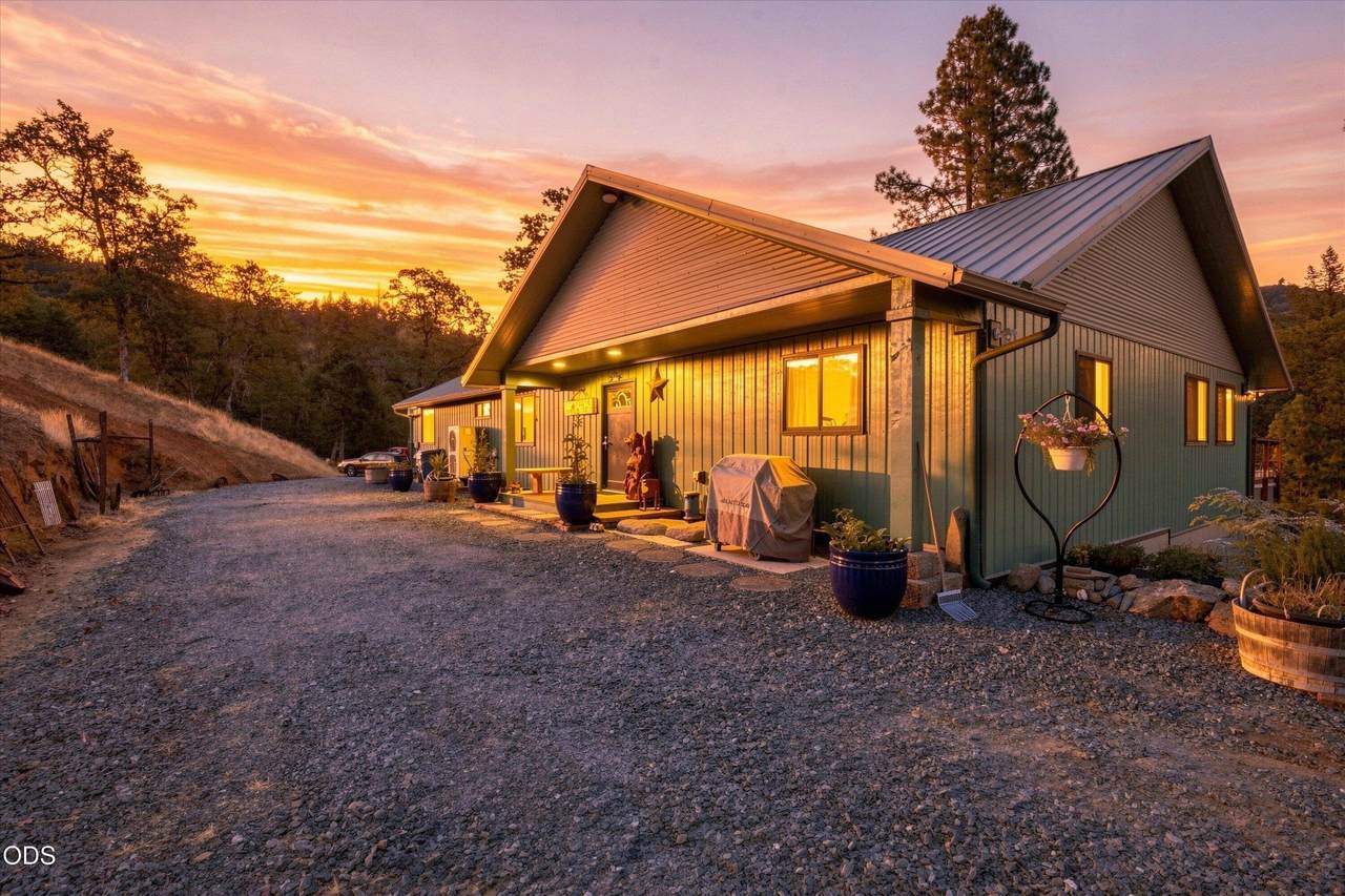 3257 Sardine Creek Road - Photo 1