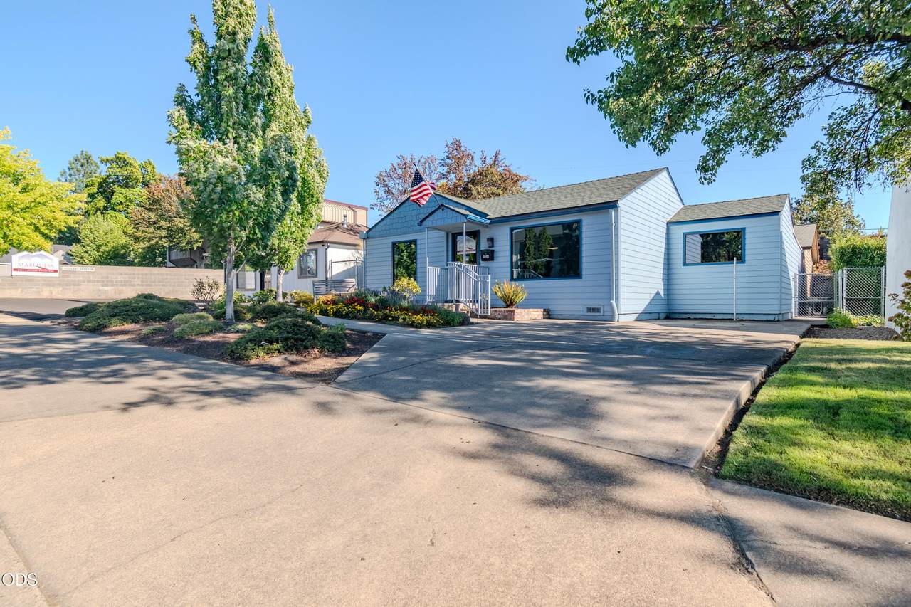 1108 Jackson Street - Photo 1