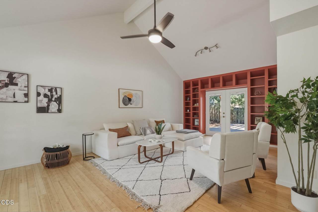 3044 Lansing Court - Photo 1