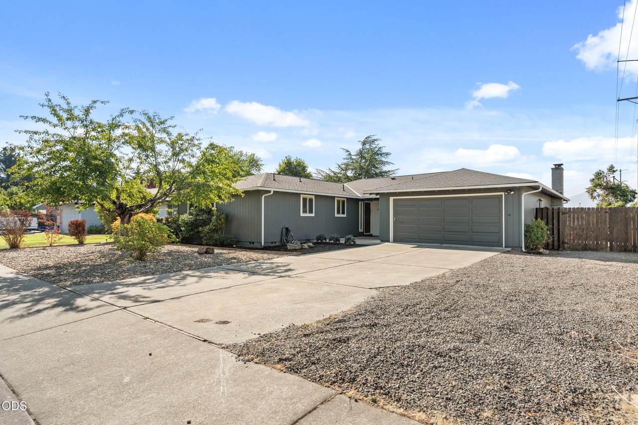 3052 Crystal Mountain Avenue - Photo 1