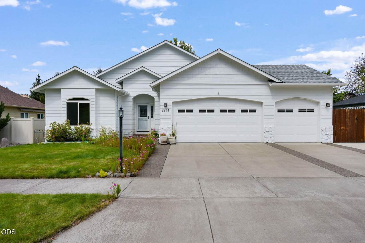 2234 Pilatus Lane - Photo 1