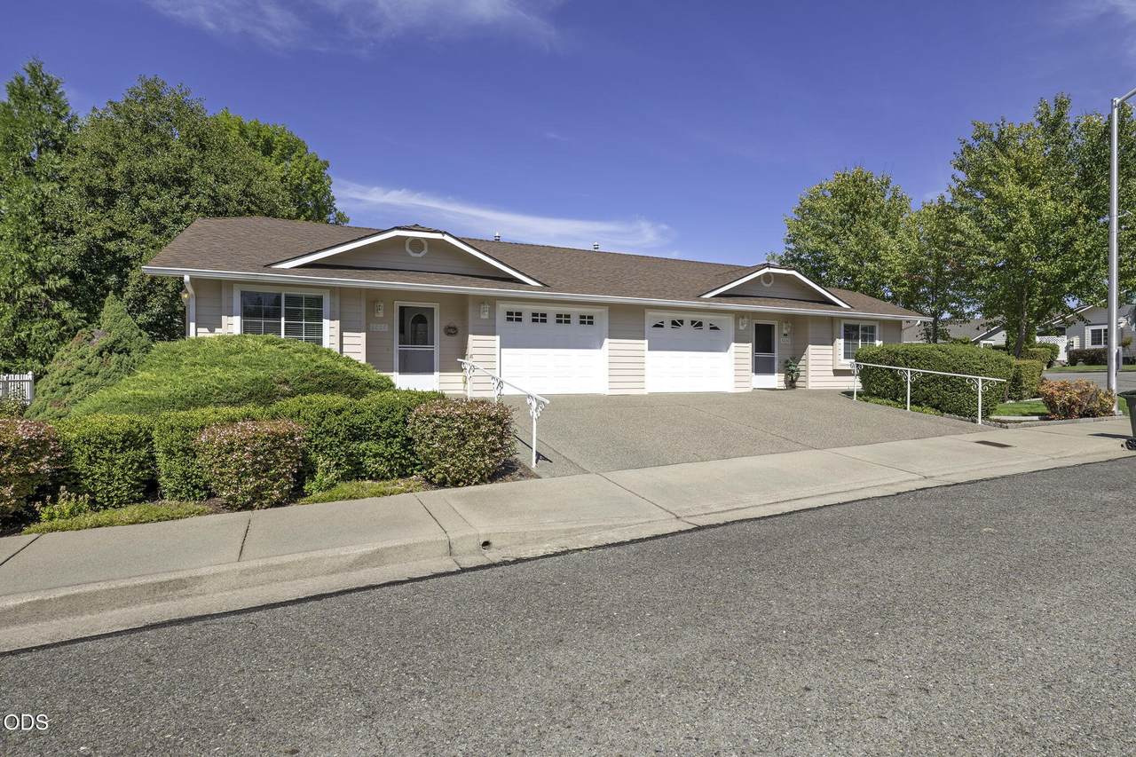 3036 University Road - Photo 1