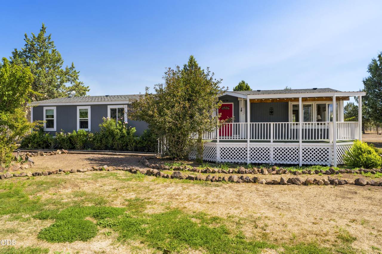 11083 Peninsula Drive - Photo 1