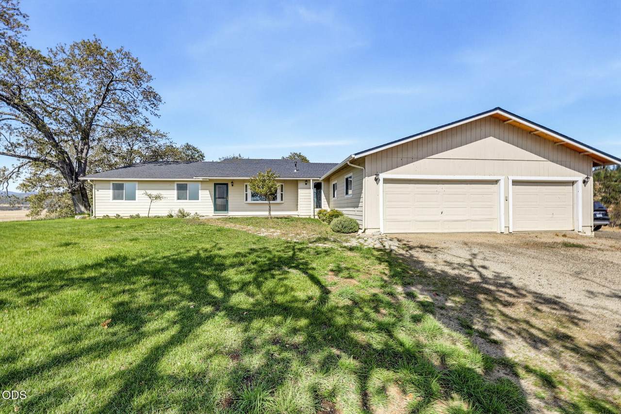 4272 Beagle Road - Photo 1