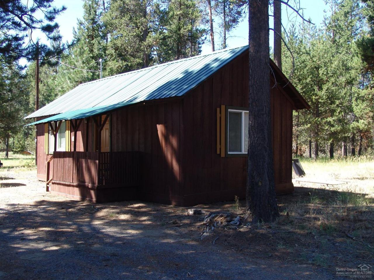 52059 Dorrance Meadow Road, La Pine, OR 97739 (MLS #201604295) :: Birtola Garmyn High Desert Realty