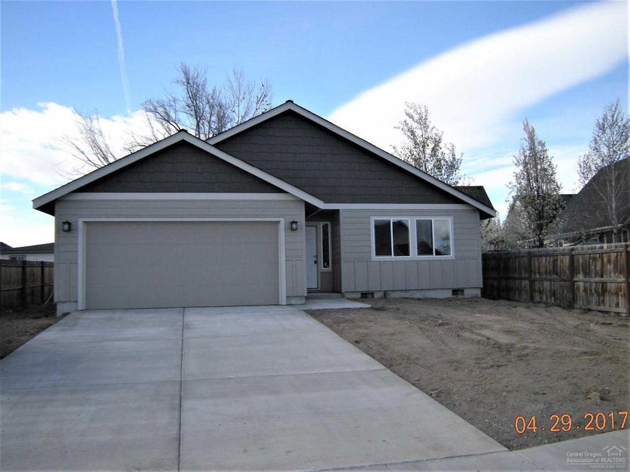 1660 Larch Tree Court - Photo 1