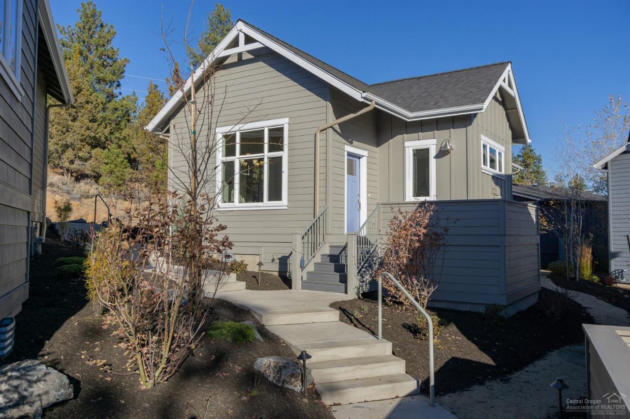 1909 Monterey Mews - Photo 1