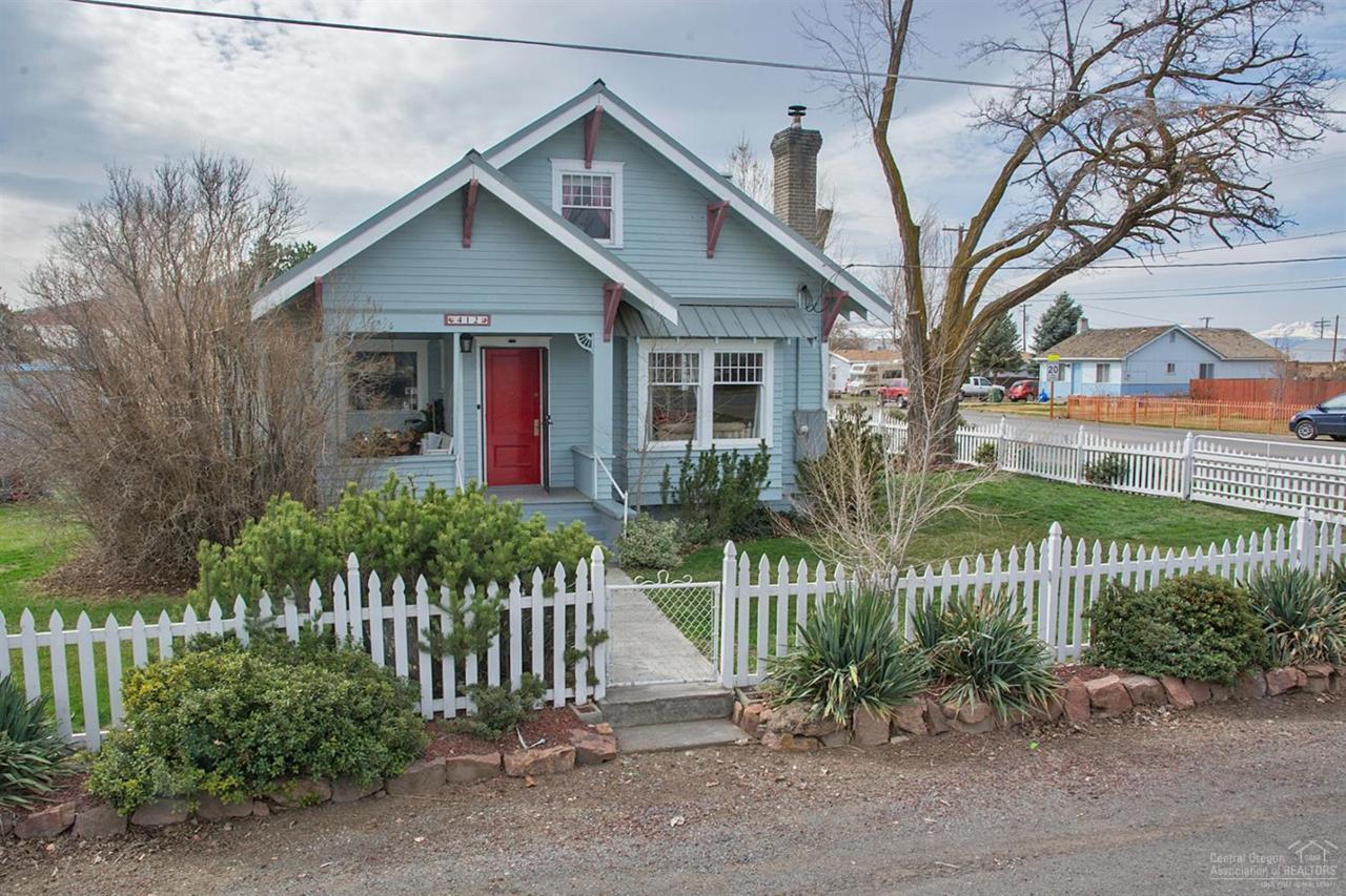 412 D Street - Photo 1