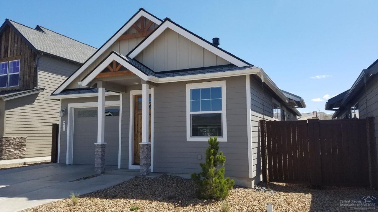4112 Coyote Avenue - Photo 1