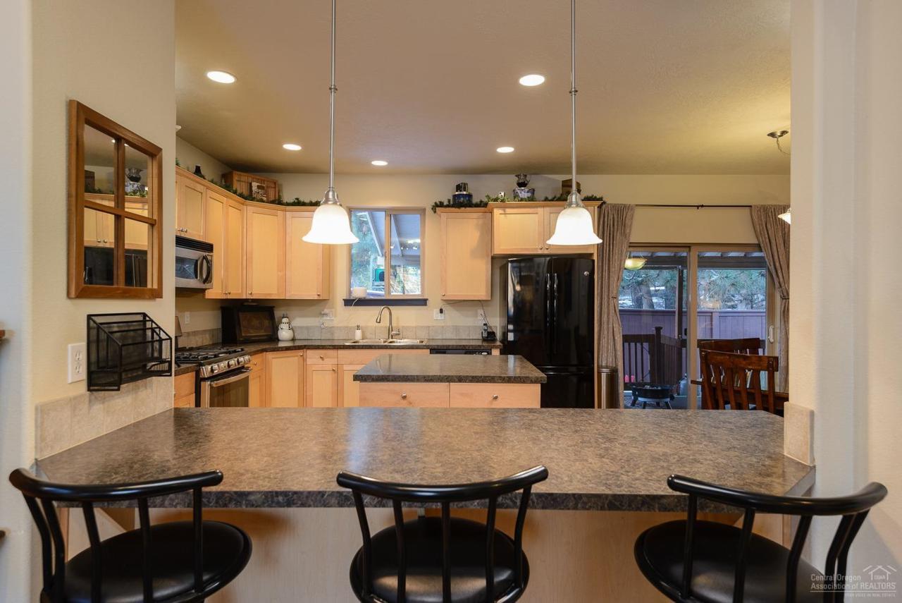 61204 Brittle Bush Street - Photo 1