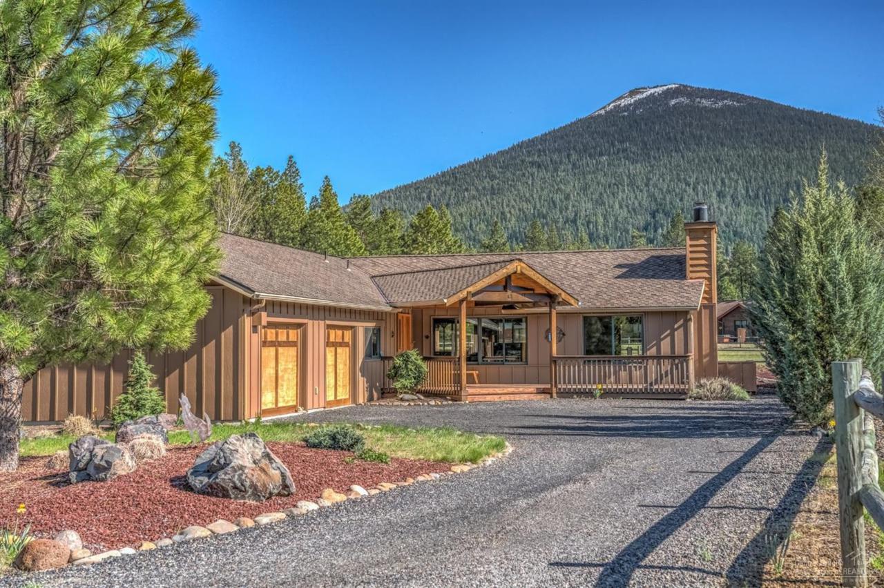 13779 Meadow View Drive - Photo 1