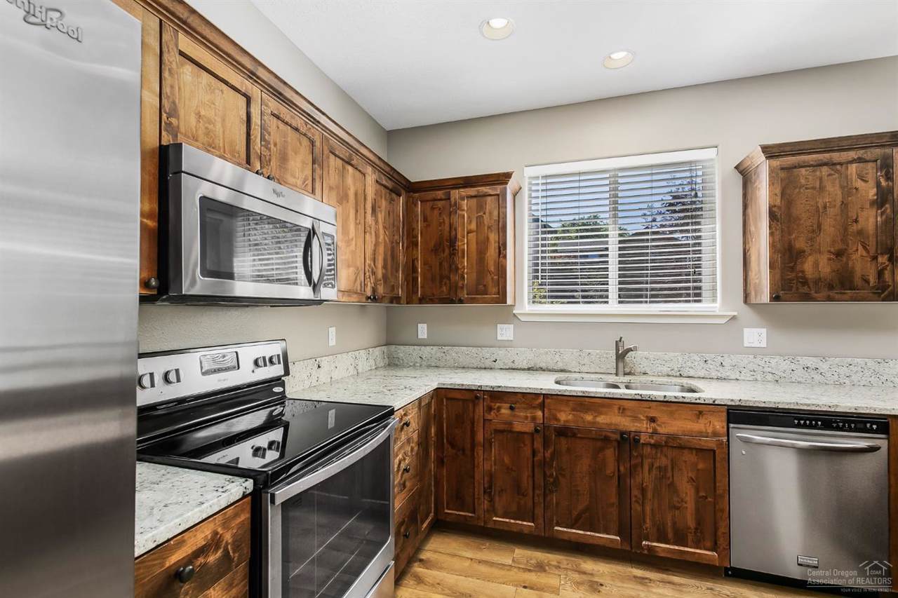 21211 Darnel Avenue - Photo 1