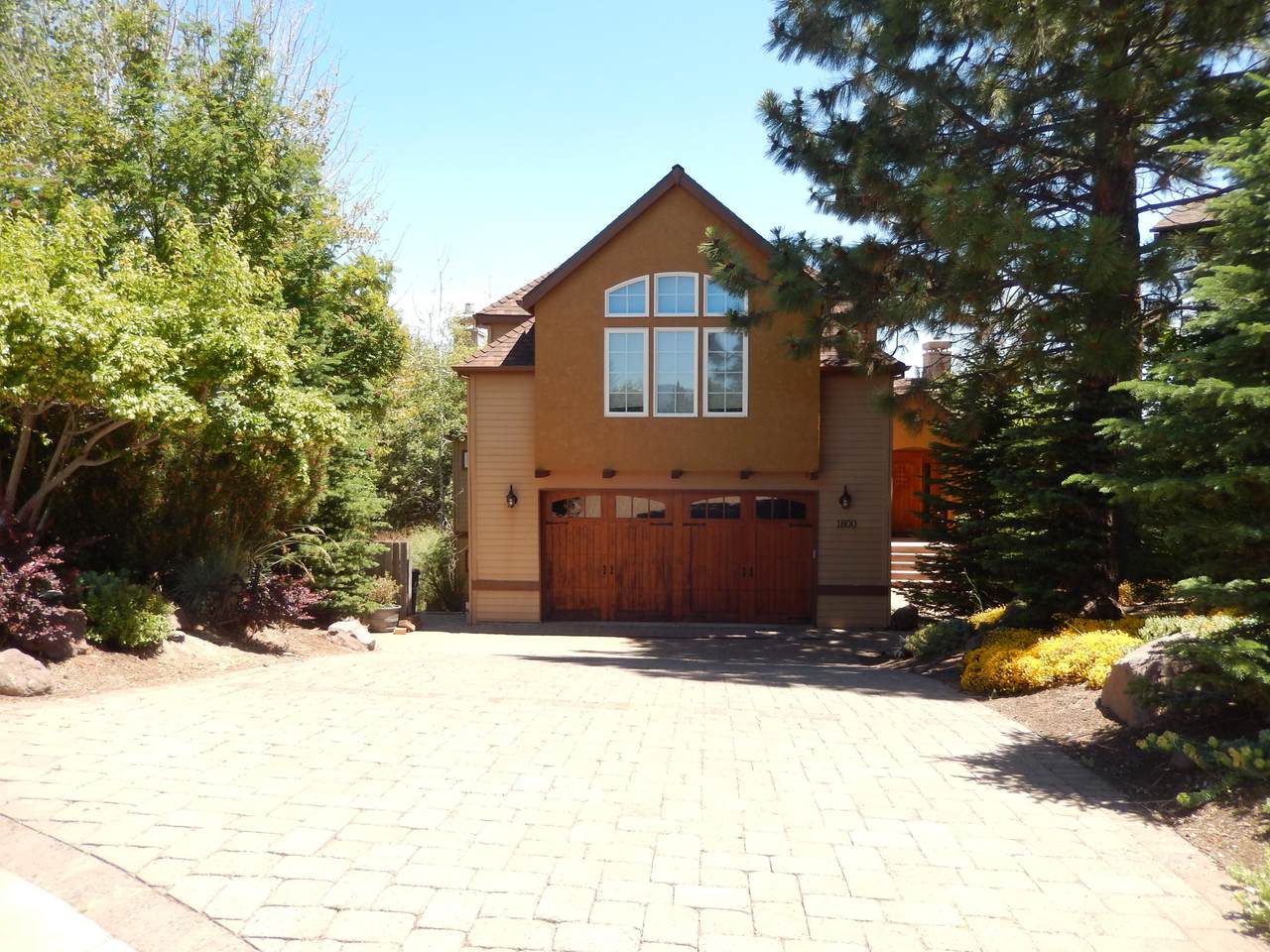1800 Turnberry Place - Photo 1
