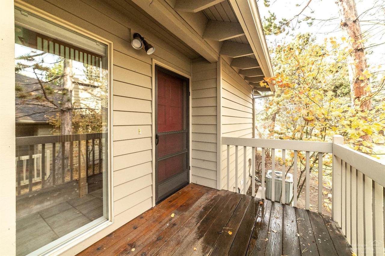 3023 Golf View Drive - Photo 1