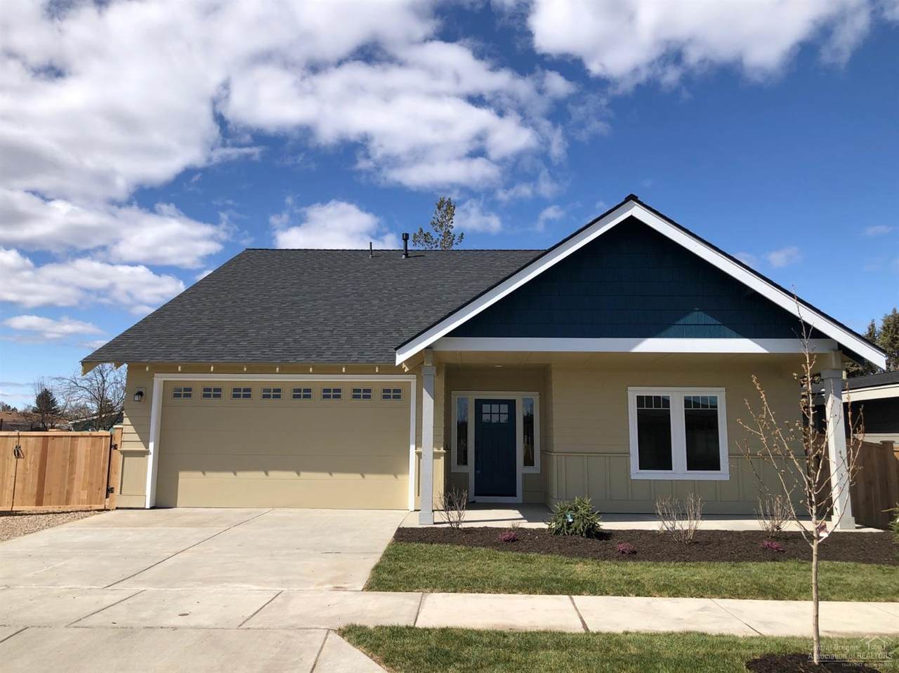 711 Rimrock Drive - Photo 1