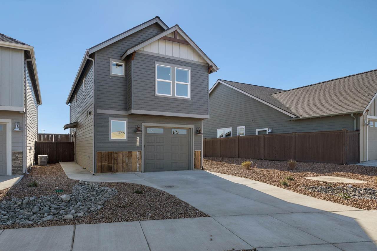 3974 Coyote Avenue - Photo 1