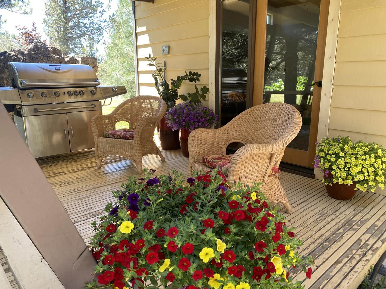 64540 Riverview Avenue - Photo 1