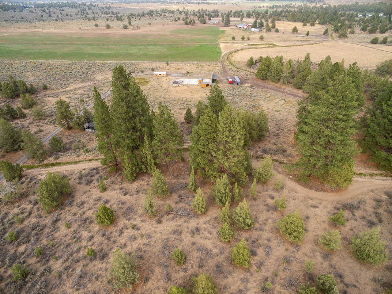 60220 Stirling Drive - Photo 1