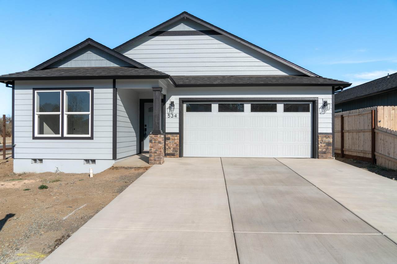 534 Nicholas Lee Drive - Photo 1