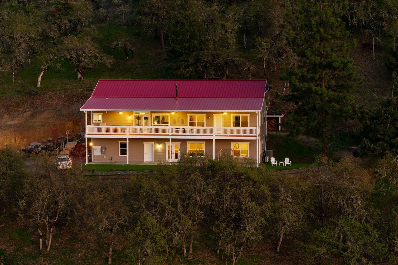 1011 Wren Ridge Drive - Photo 1