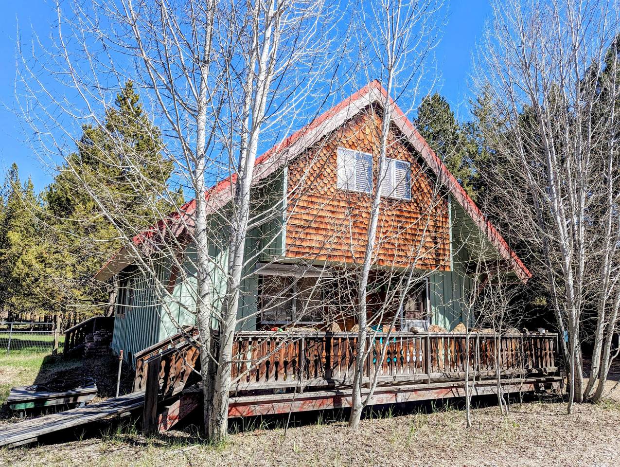 16211 South Drive - Photo 1