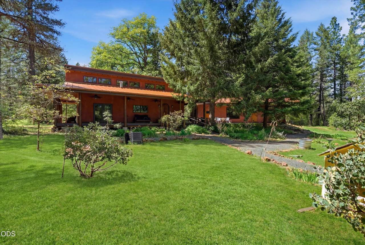 422 Onion Mountain Road - Photo 1